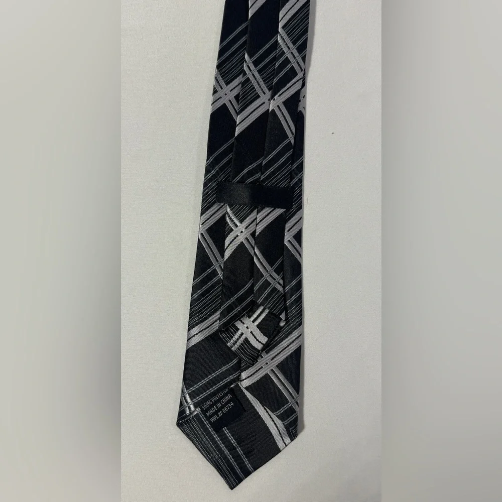 Boys Striped Clip On Tie Necktie Black Gray Plaid 17” Long